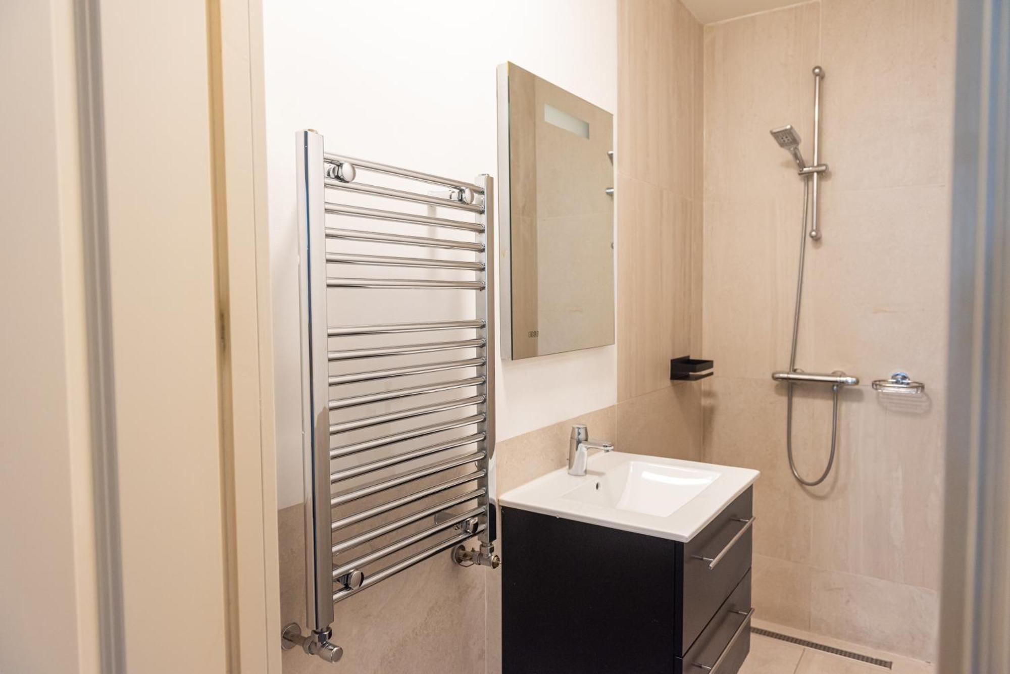 Canal View Apartment Amsterdam Dış mekan fotoğraf