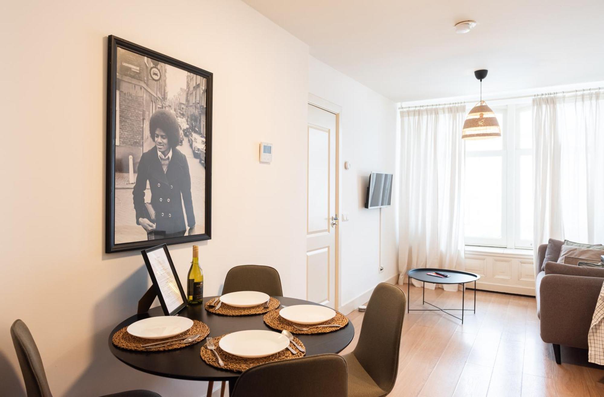 Canal View Apartment Amsterdam Dış mekan fotoğraf